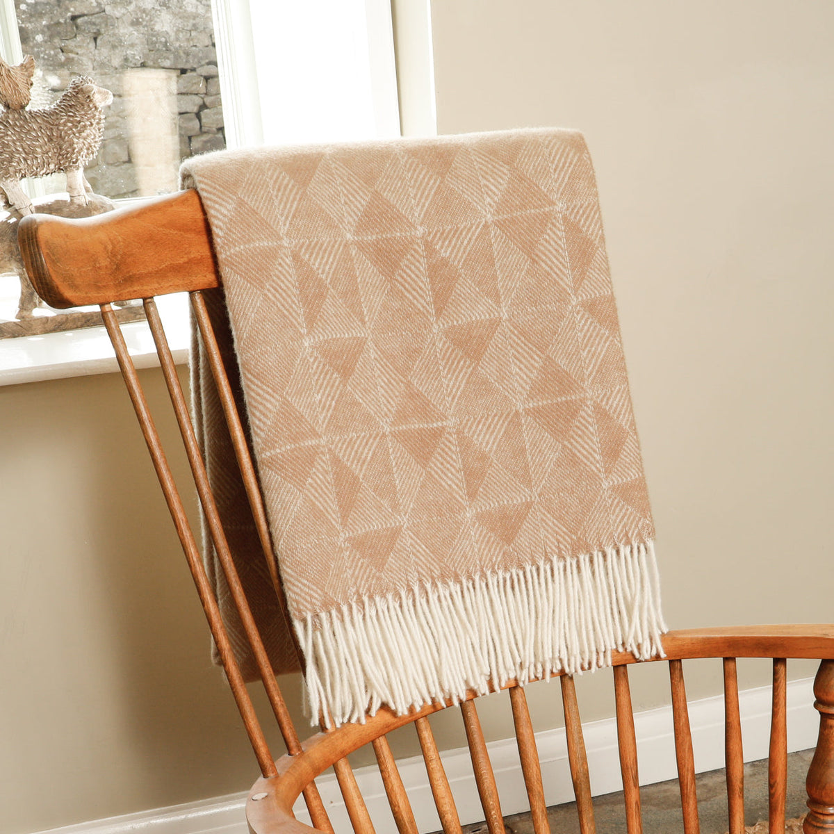 Luxury New Zealand Wool Blanket – Diamond Pattern