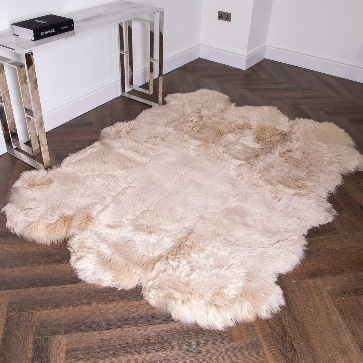 Luxury New Zealand Sheepskin Rug – Sextuple (6 Pelt)